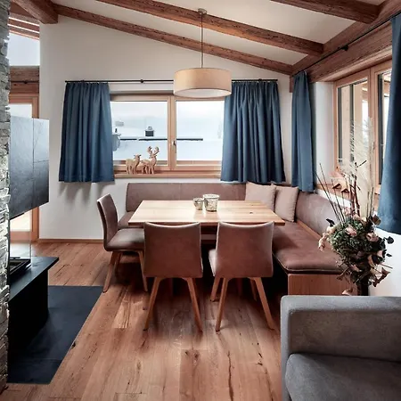 Alpin Residenzen Buchensteinwand St. Ulrich By Alpina-Holiday Sankt Ulrich am Pillersee Buitenkant foto
