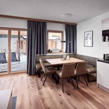 Alpin Residenzen Buchensteinwand St. Ulrich By Alpina-Holiday Sankt Ulrich am Pillersee Buitenkant foto